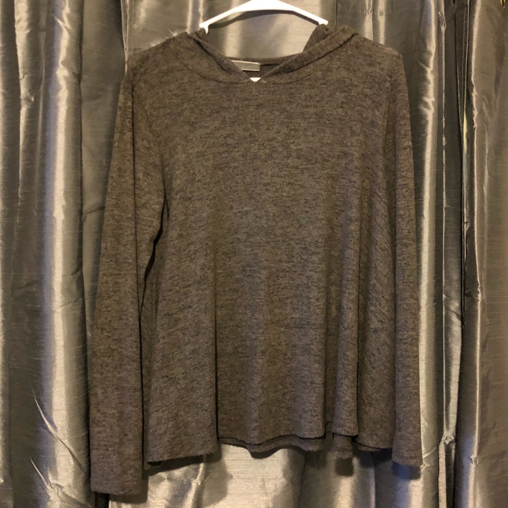 Long sleeved sweater